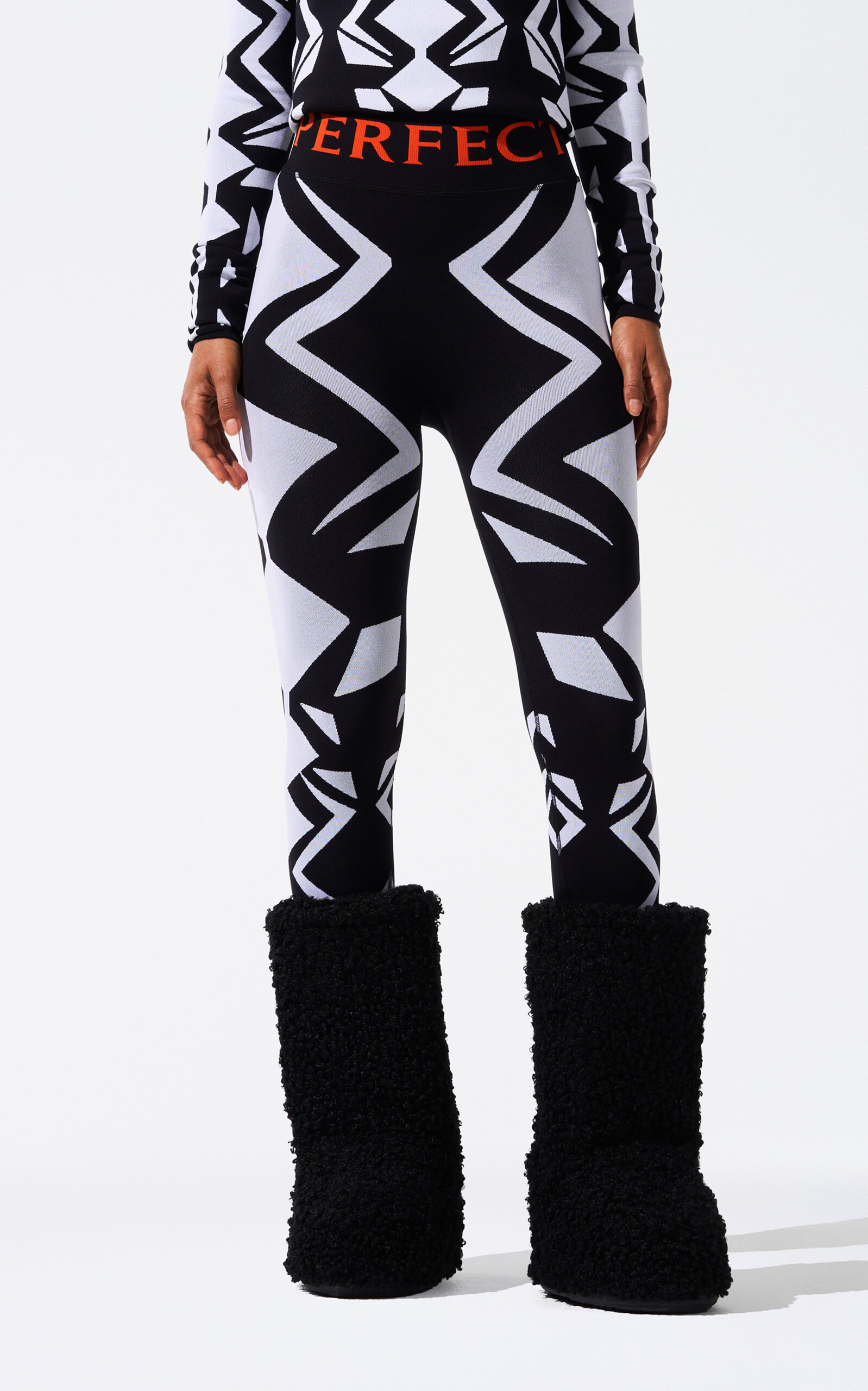 Shop Perfect Moment Perfect Jacquard Leggings In Black,white