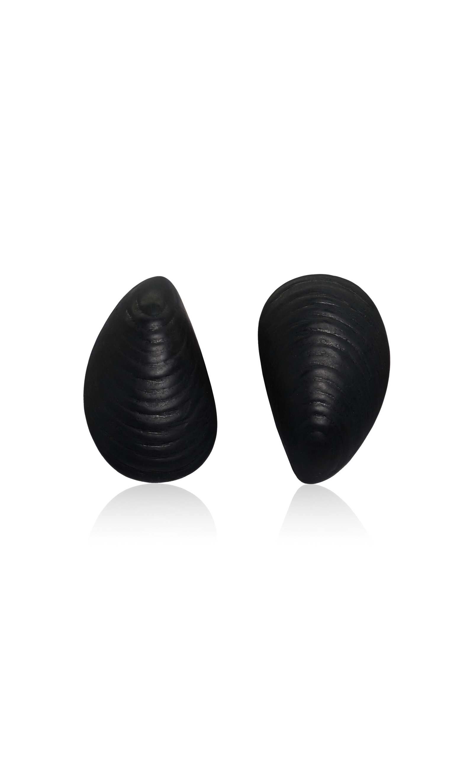 Johanna Ortiz Self Exploration Shell Earrings In Black