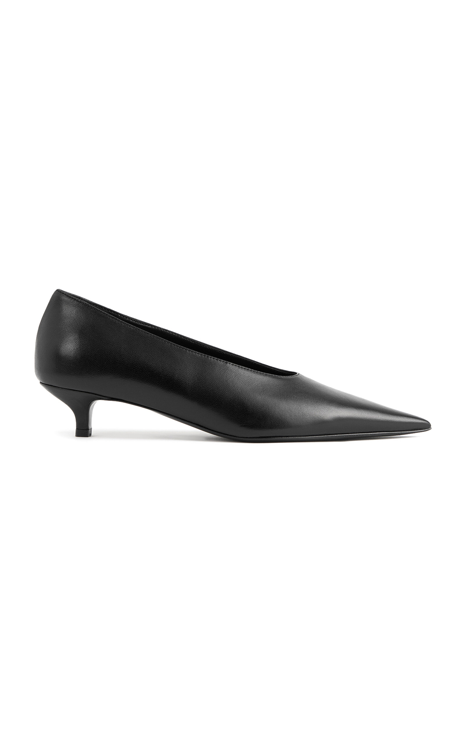 Totême Sharp Leather Kitten-heel Pumps In Black