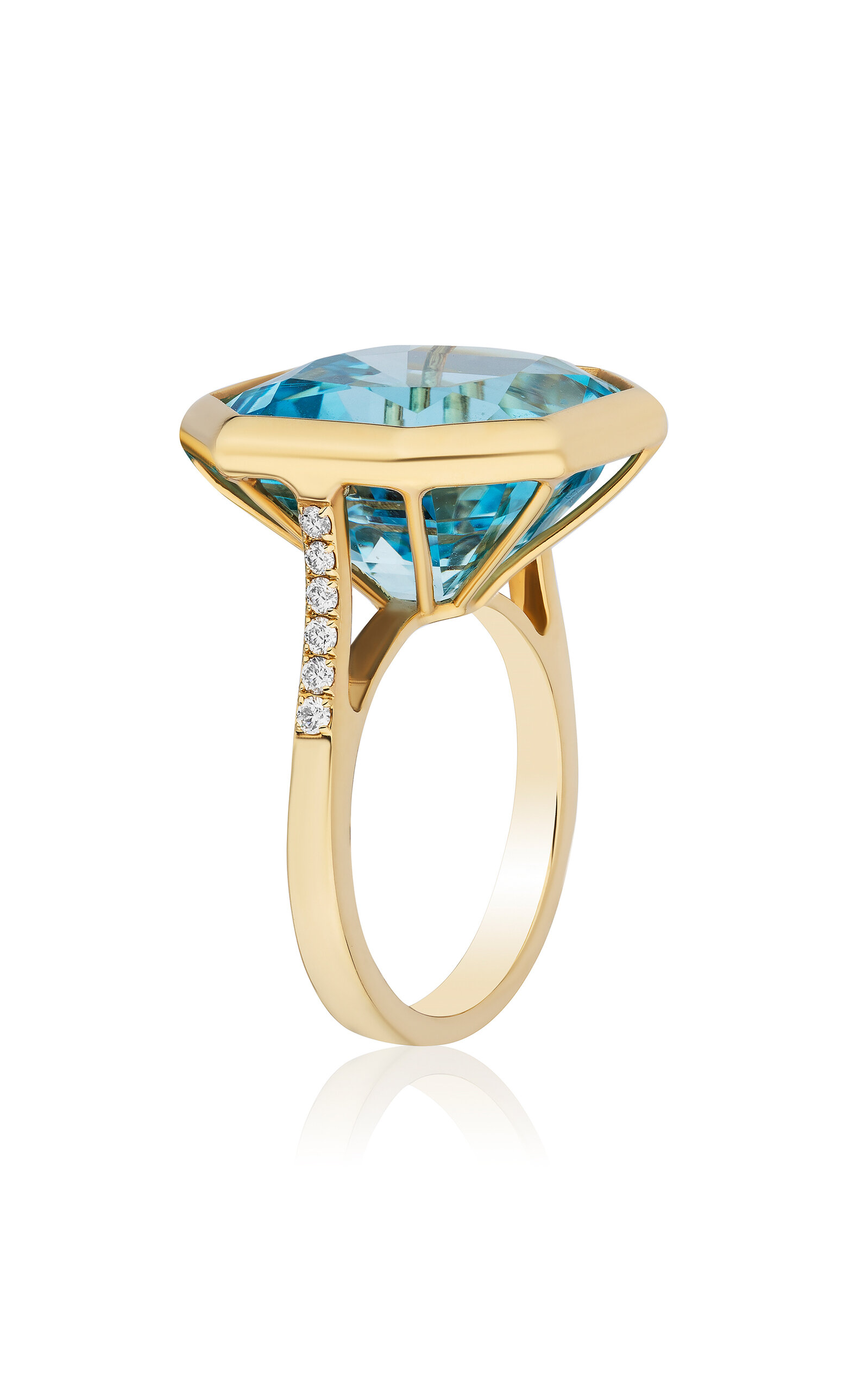 18K Yellow Gold Blue Topaz Ring