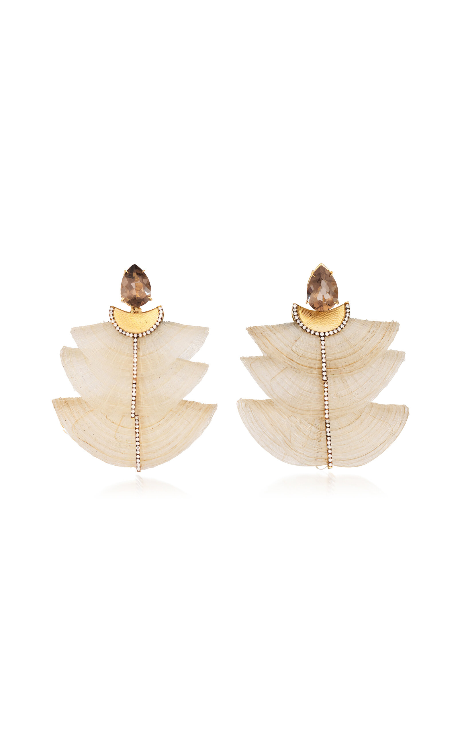 18k Yellow Gold Beige Gradient Fan-Shaped Horse Mane Earrings with Diamond and Smoky Quartz