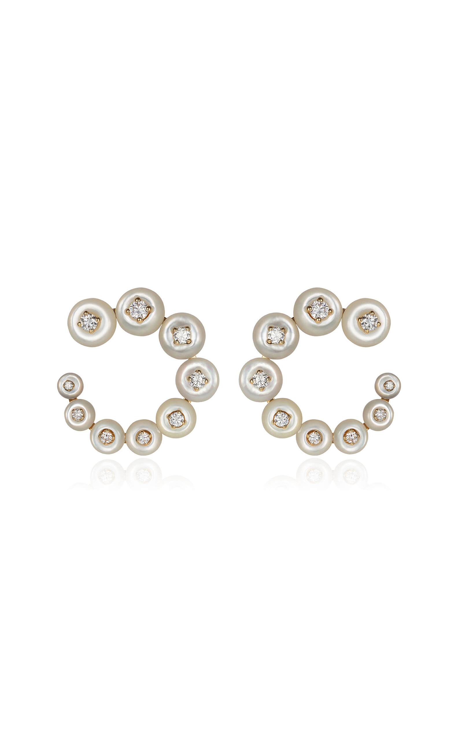 18k Yellow Gold Surrounding Small Circle Earrings