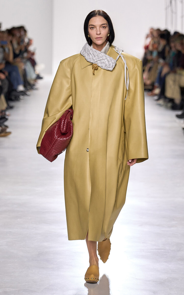 Bottega Veneta Oversized Nappa Leather Coat In Neutral