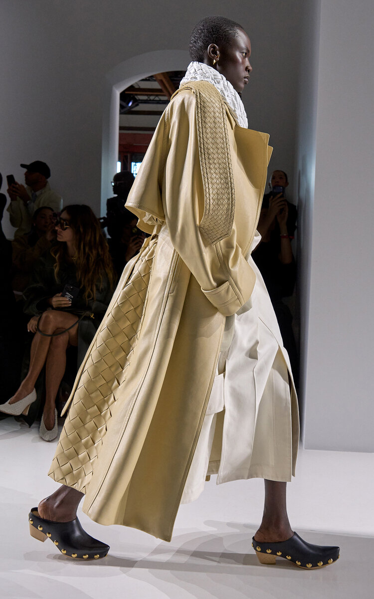 Bottega Veneta Intrecciato Nappa Leather Trench Coat In Yellow