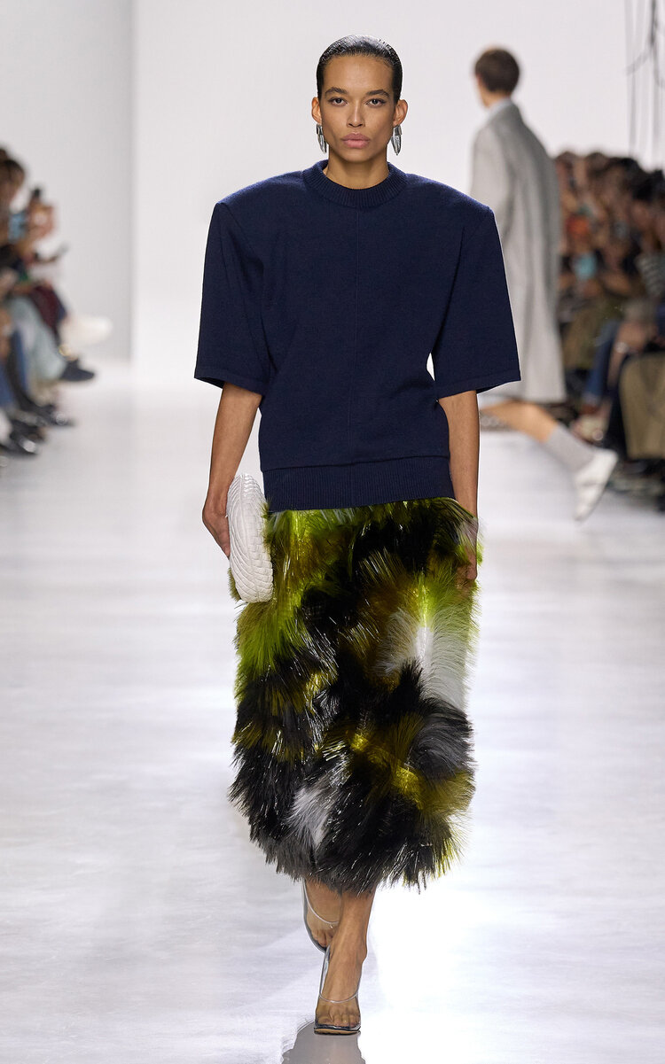 Bottega Veneta Fringed Midi Skirt In Green