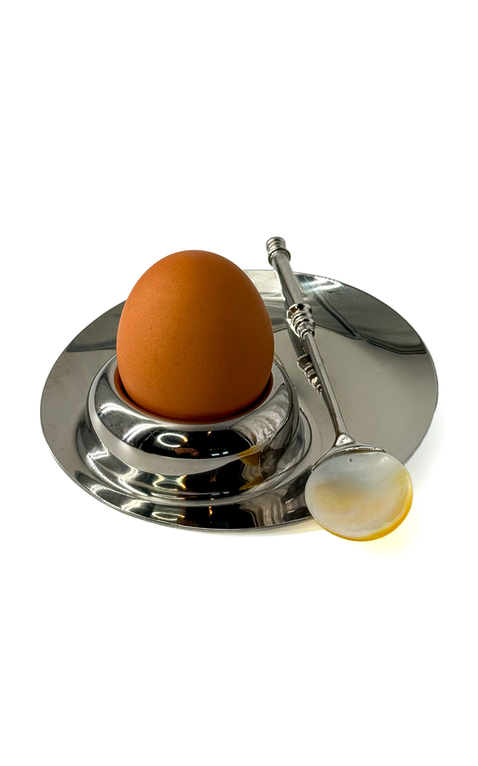 The Caviar Co. Egg Éclat In Silver