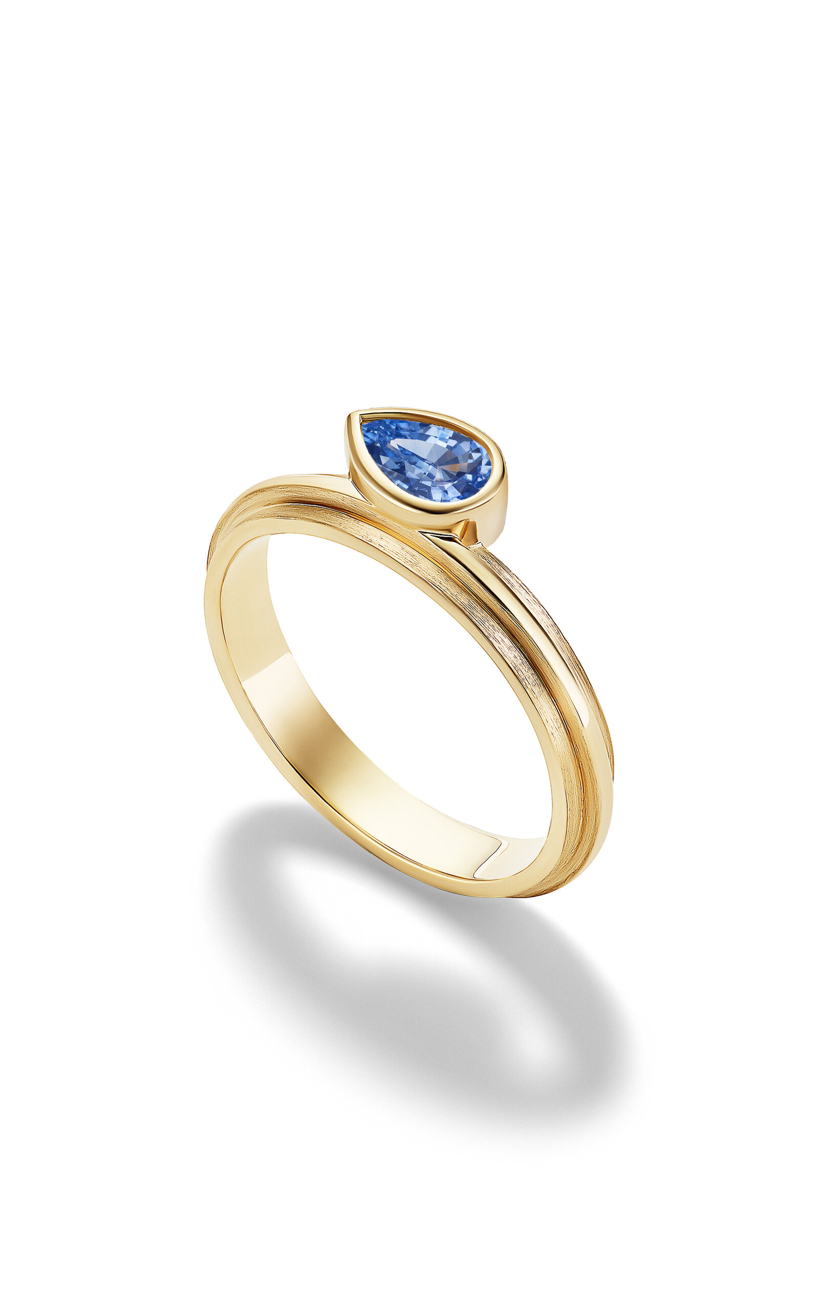 Fiametta 14k Yellow Gold Sapphire Ring In Gold