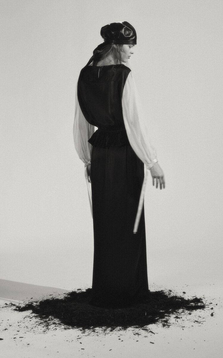 Mel Usine Moda Operandi In Metallic