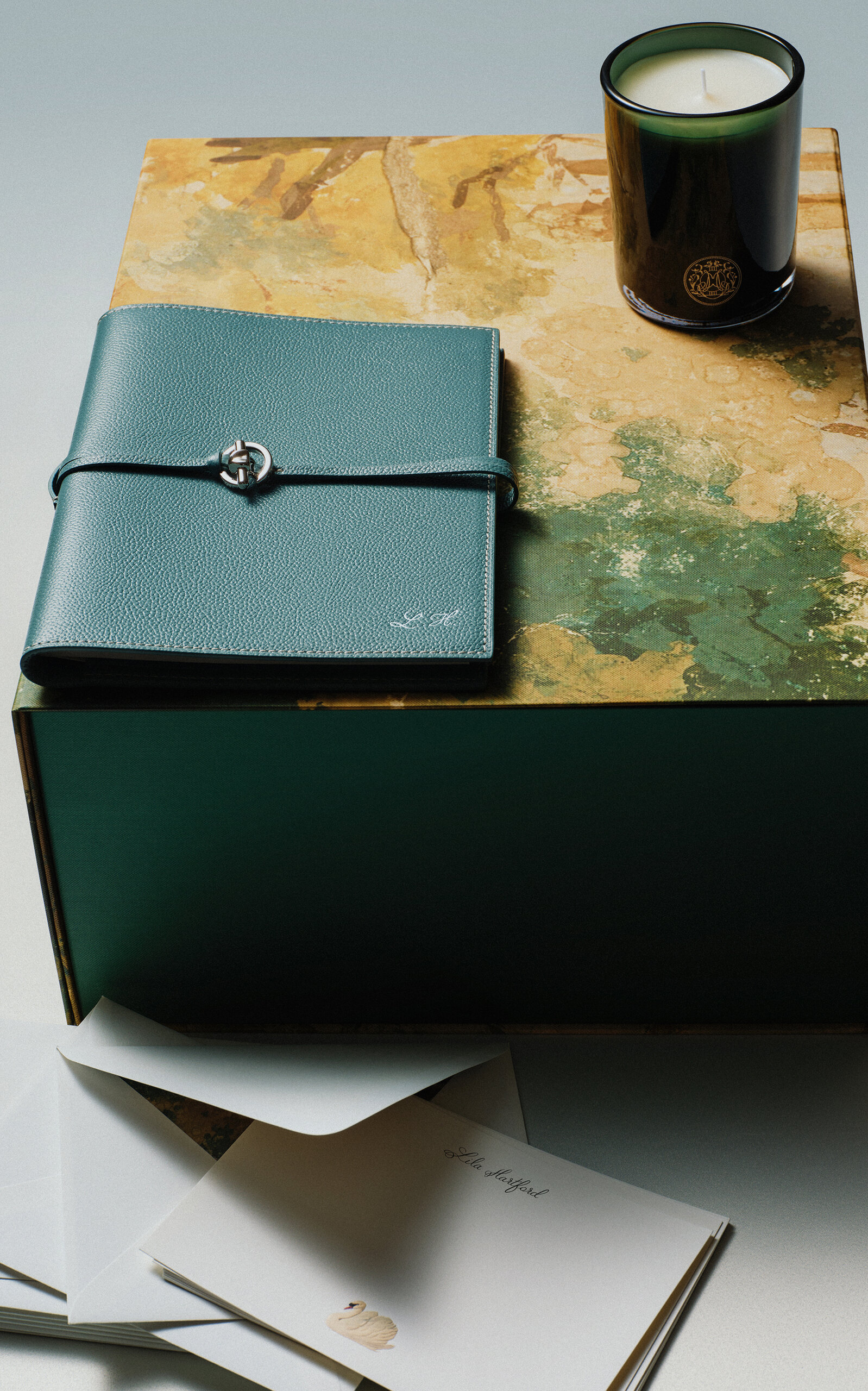 Memoire Mémoire - Personalized Glass Lake World Box - Multi