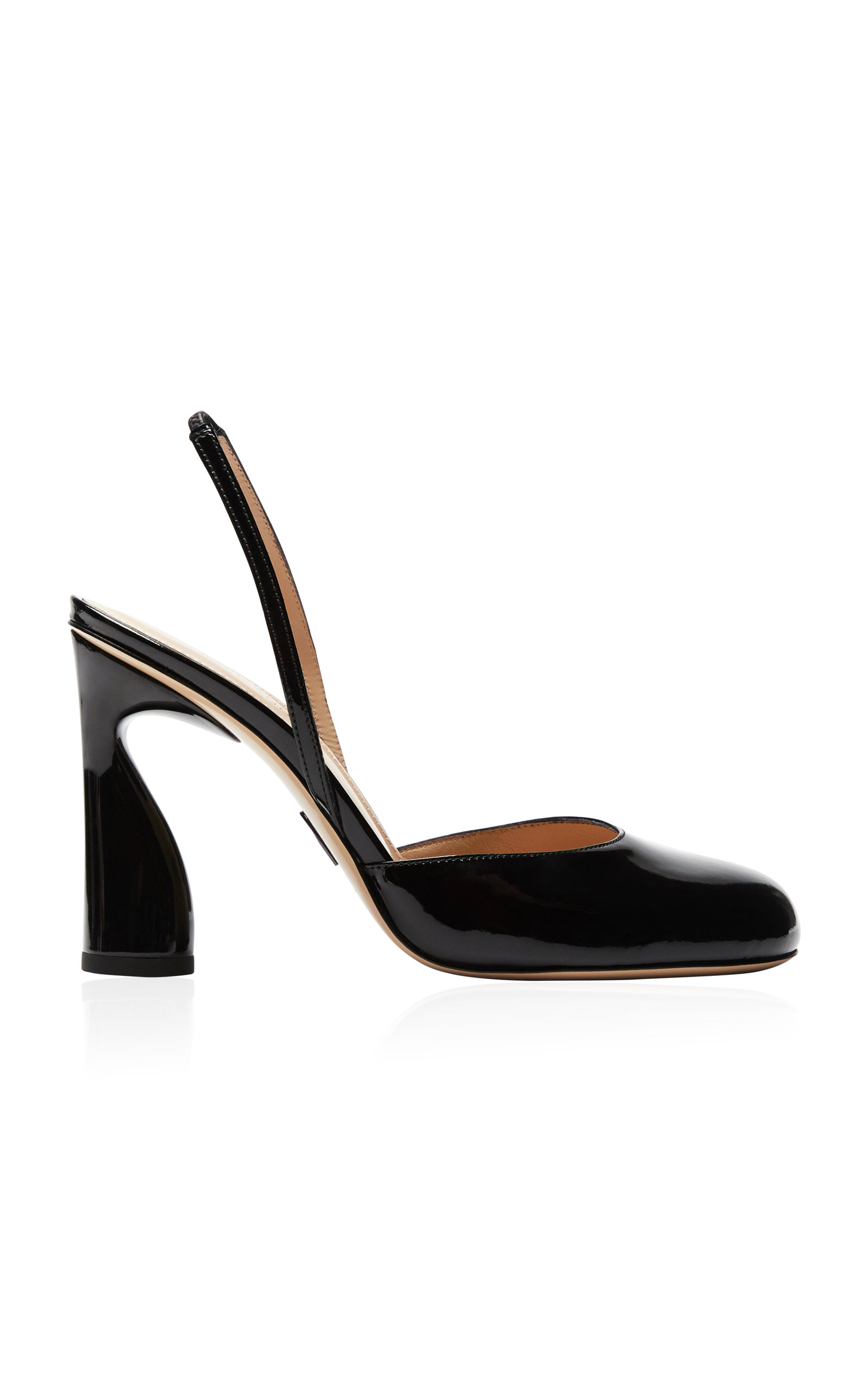 Disk Leather Pumps