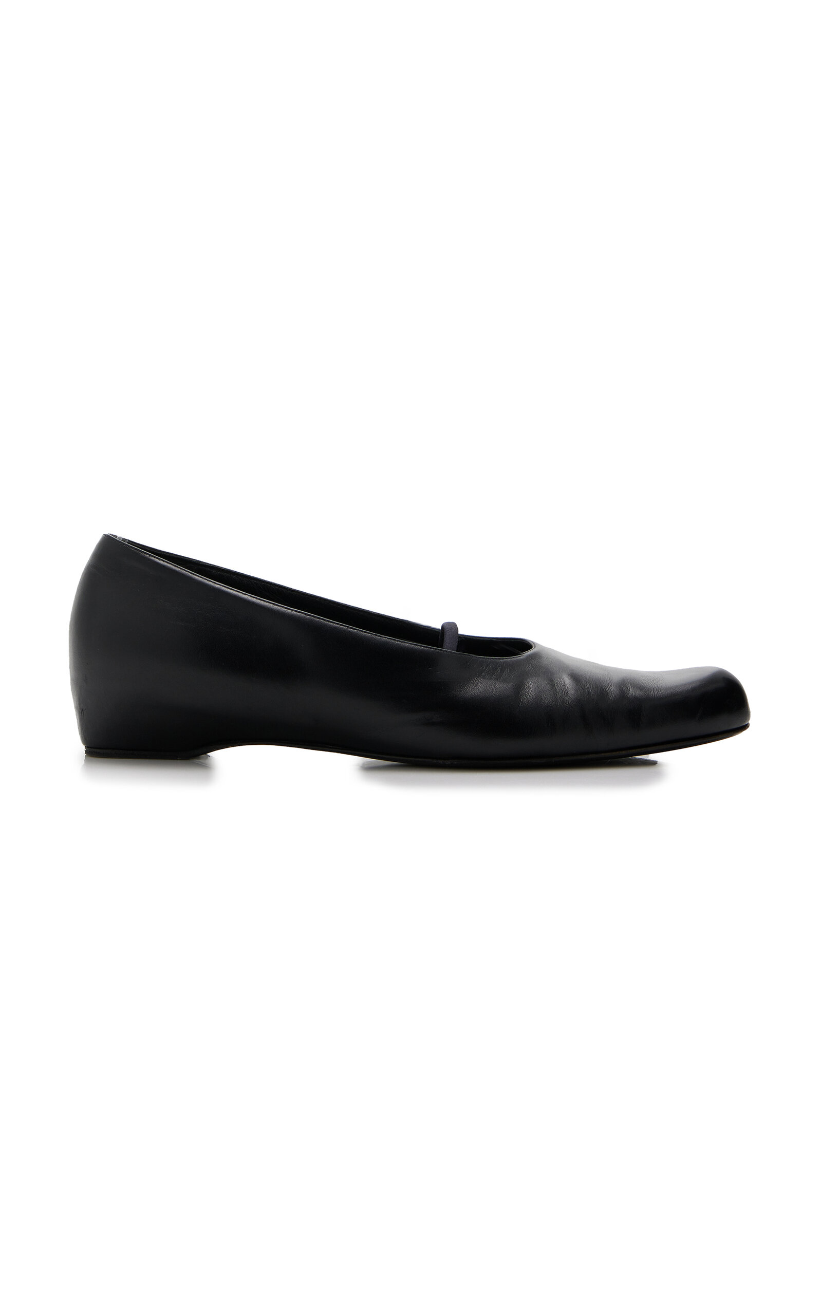 The Row Marion Leather Flats In Black