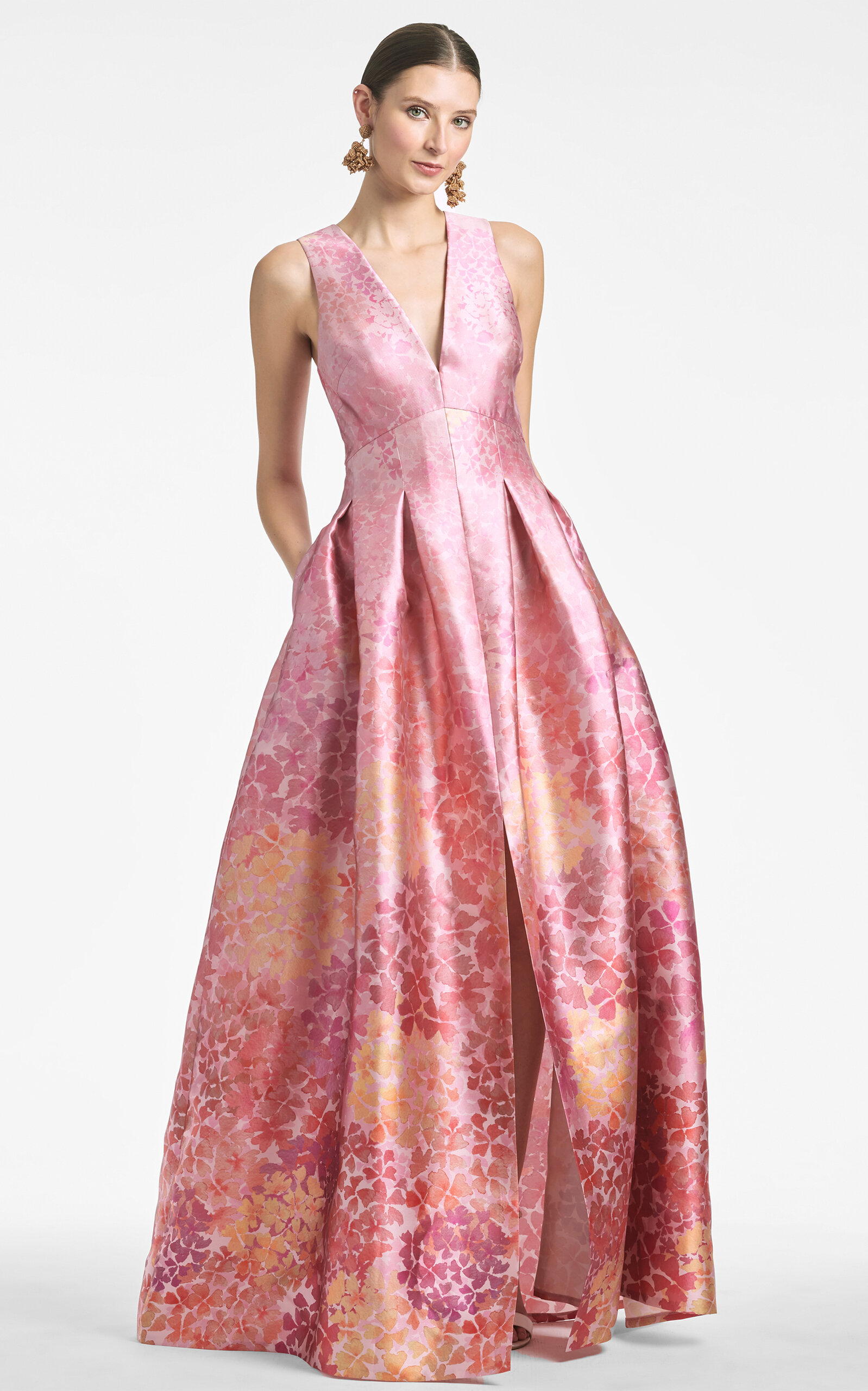 Sachin & Babi Brooke Sleeveless Pleated Floral-print Gown In Pink