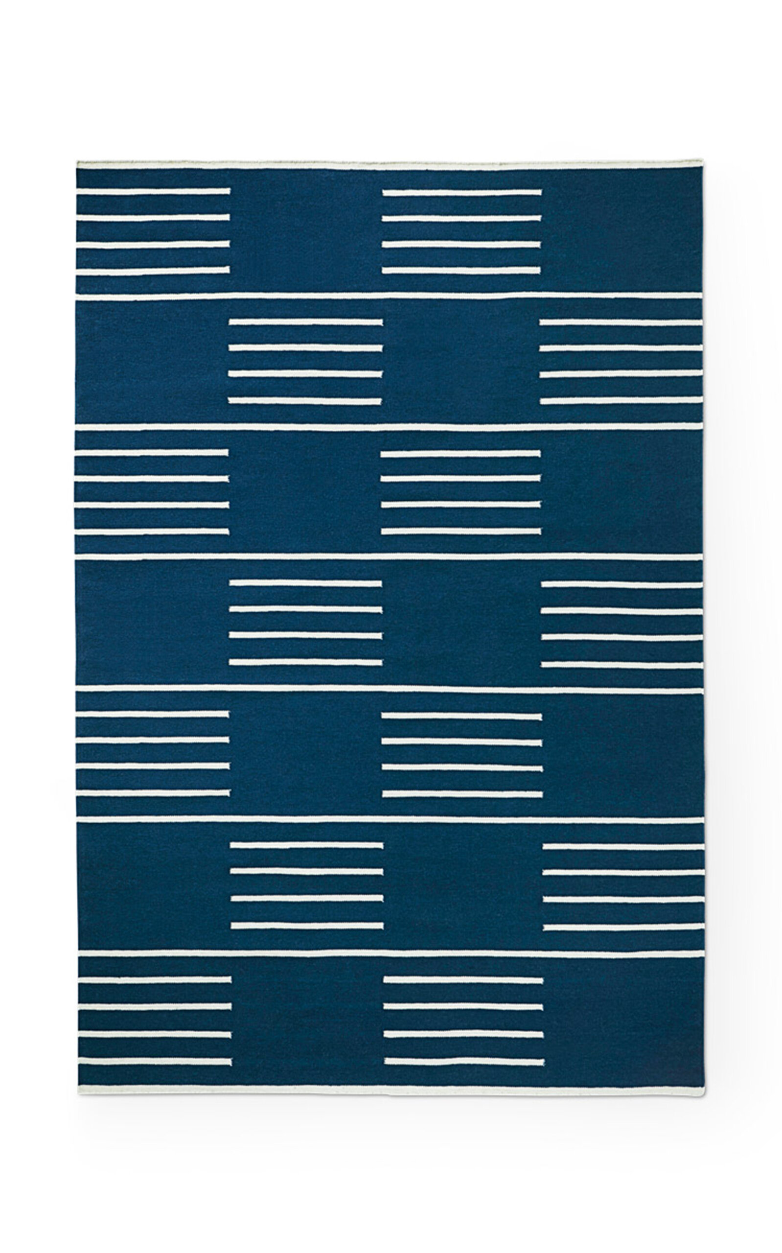 Nordic Knots Classic Flatweave Area Rug Size 5' X 8' In Blue
