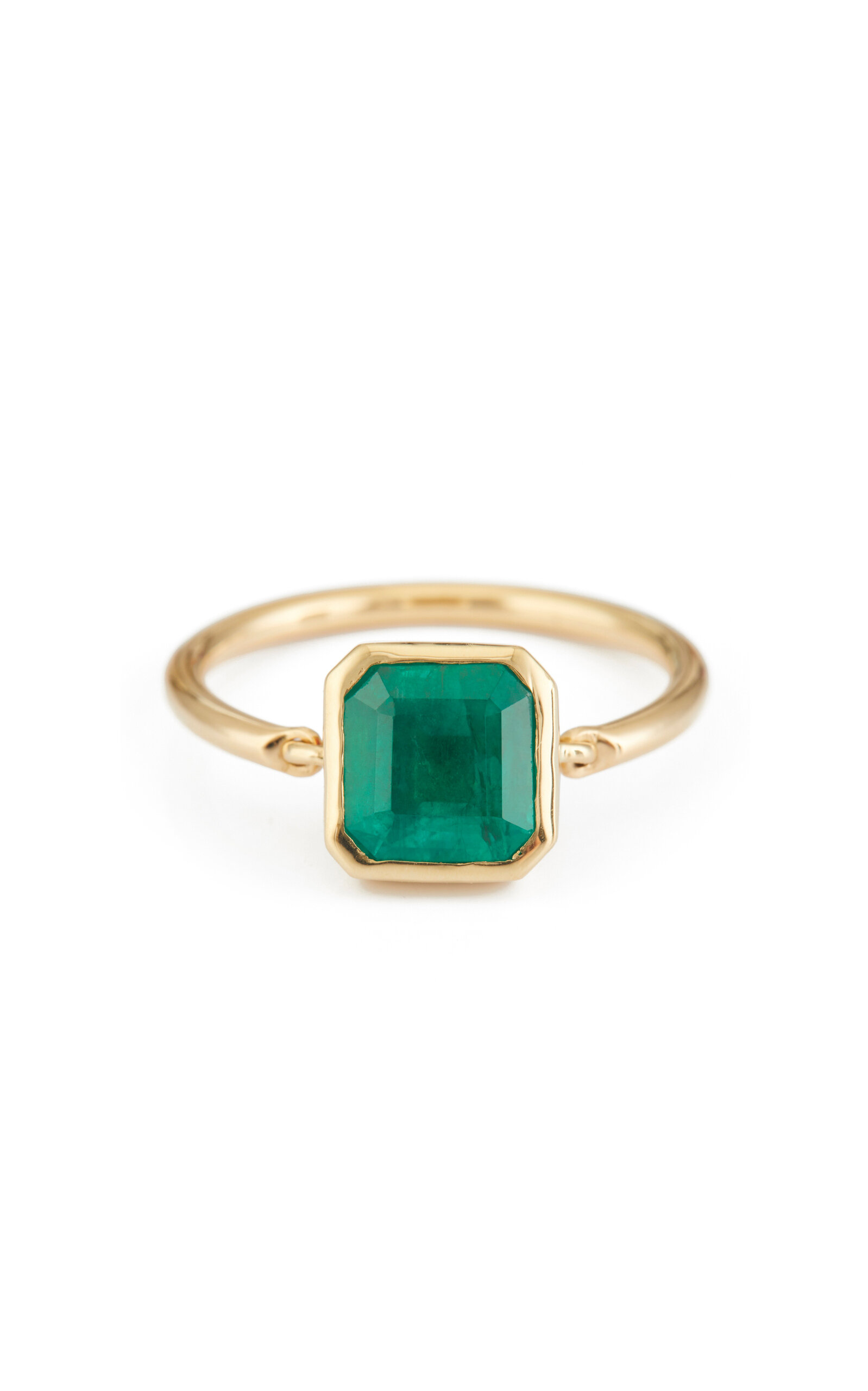18K Yellow Gold Emerald Supreme Button Ring