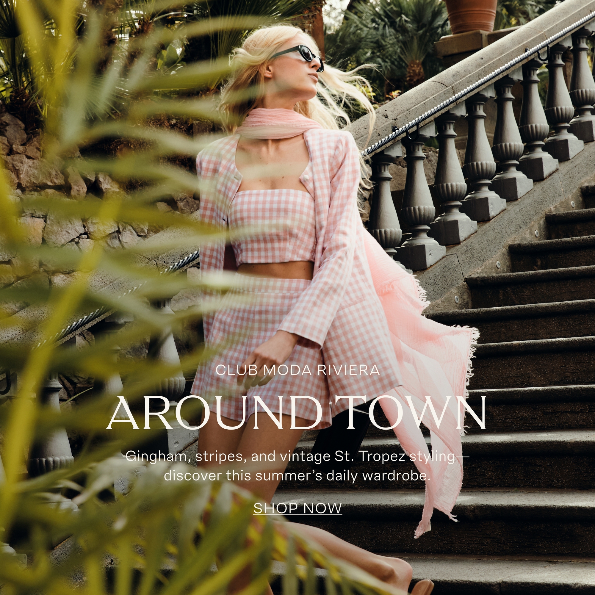 Women's Designer Clothing Collections & Runway Fashion Women's Designer Clothing Collections & Runway Fashion